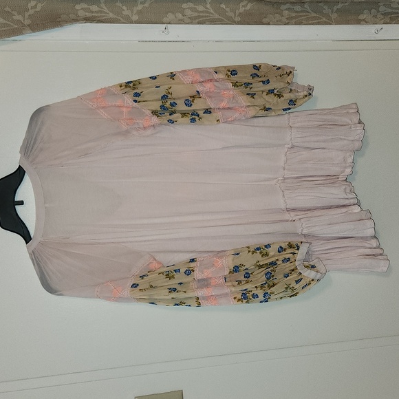 Free People MIX IT UP Pink Floral Beaded Tunic Top / Mini Dress - Picture 4 of 4